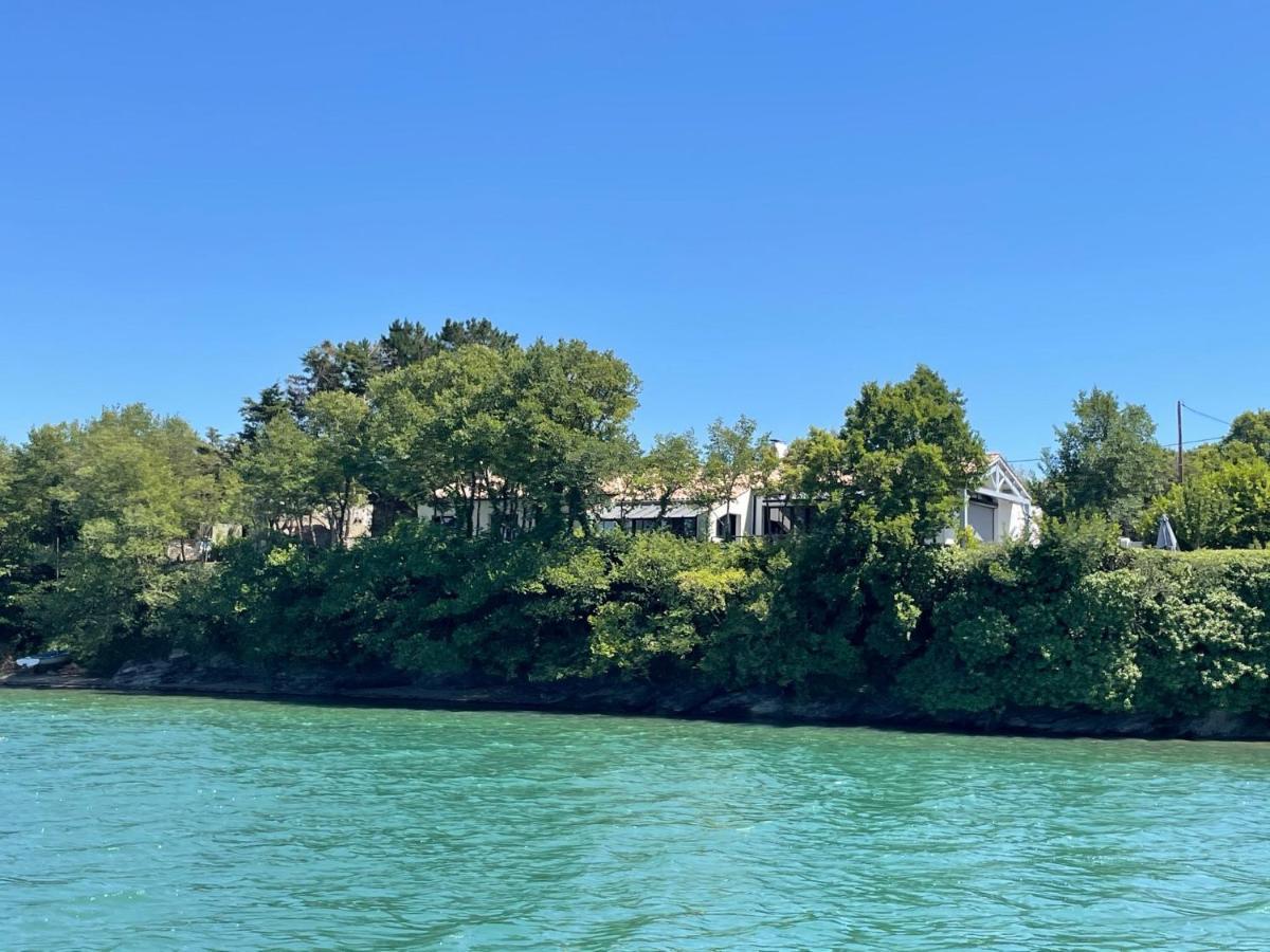 Le Fenouiller Maison En Bord De Riviere De Mer מראה חיצוני תמונה